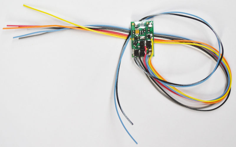 M1 KA Micro 2 function decoder with Keep Alive Wires