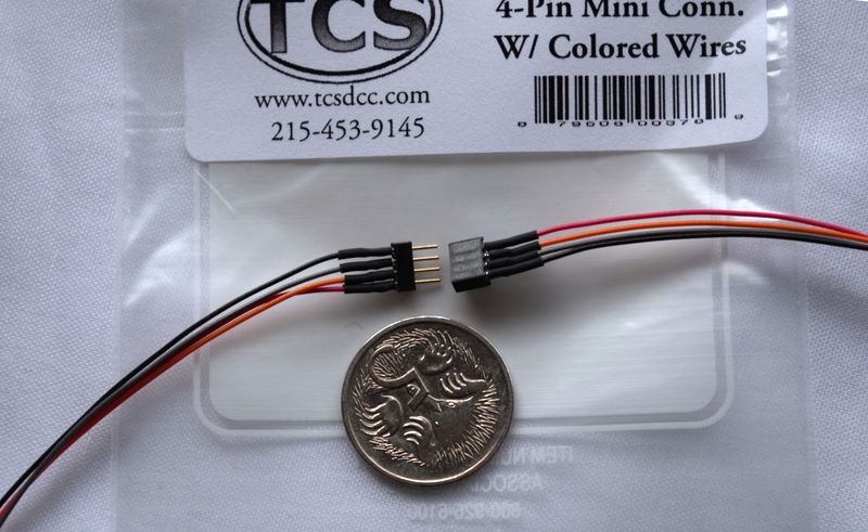 Mini 4 pin connector coloured wires