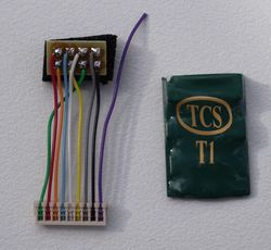 T1P SH two function decoder NMRA 8 pin plug short harness